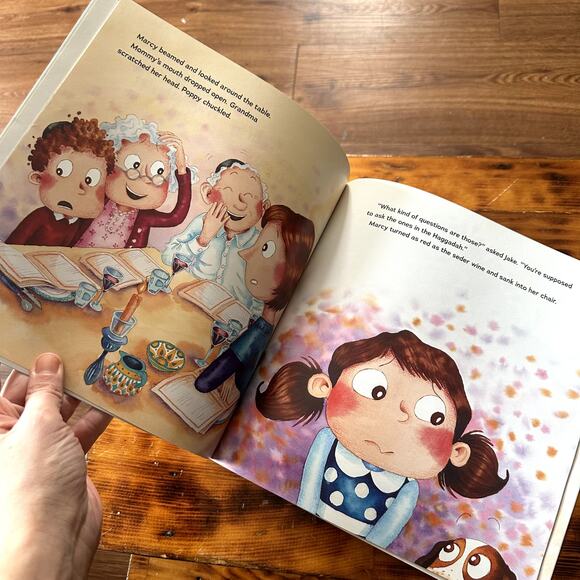 PJ Library The Best Four Questions Seder Jewish Paperback Book - Picture 5 of 8